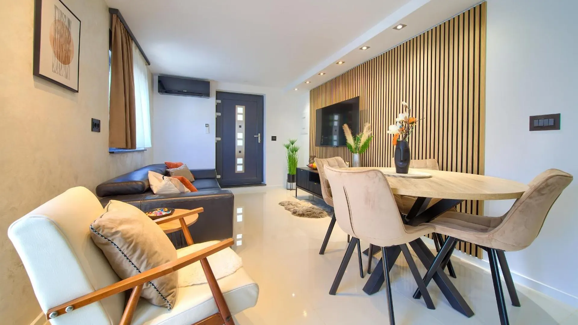 Apartments Sinisa - Krk Town